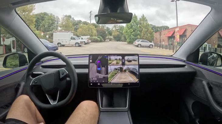 特斯拉FSD v14.1发布：更加接近Robotaxi体验特斯拉昨日发布了FSD