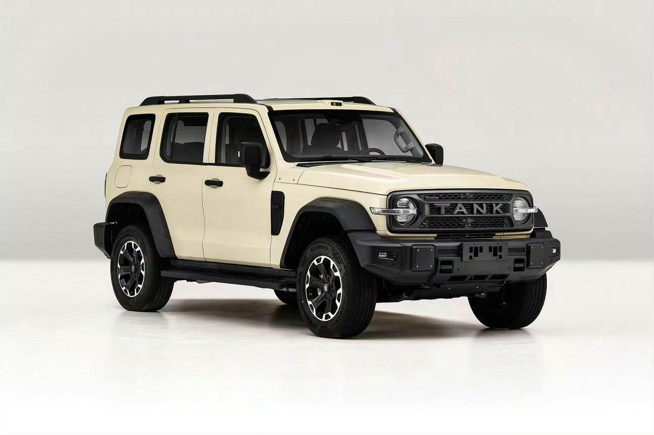 新款坦克300看一看，太帅了！坦克300的设计真的是很完美！国产品牌中少有的经典