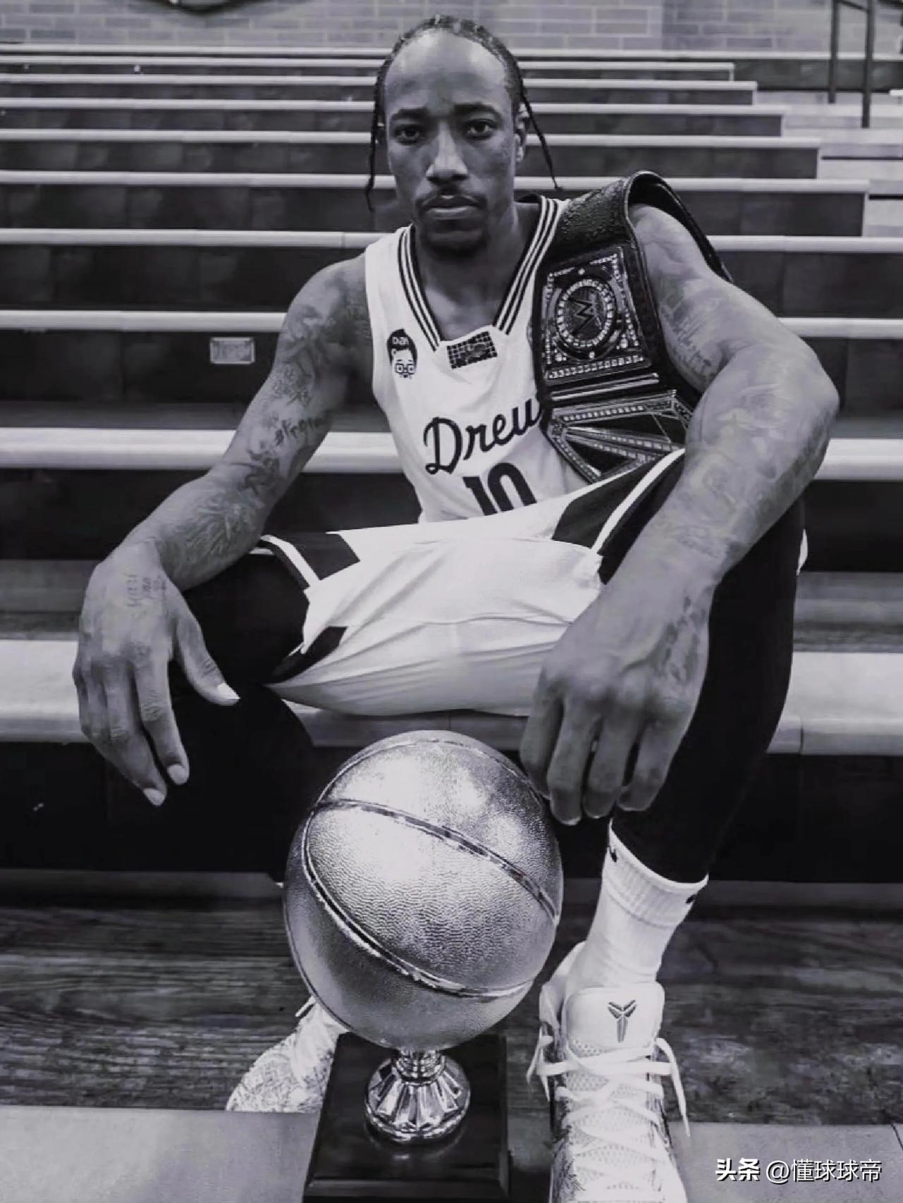 已是传奇巨星，德罗赞职业生涯总得分超越邓肯排名历史第18位!

在今天国王与黄蜂