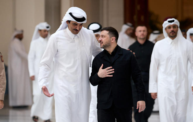 【#泽连斯基向海湾国家兜售无人机技术#：别人没这样的经验】 据法新社消息，当地时