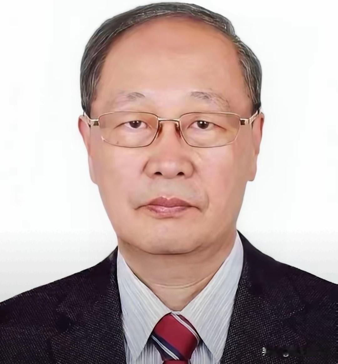 军工院士集体除名 台海军售撞档藏玄机
 
三位军工核心院士同日被工程院除名。
新