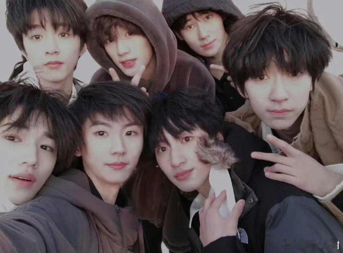 时代少年团是养成系天花板吧 从寂寂无名到万丈光芒，时代少年团的成长轨迹太励志了，