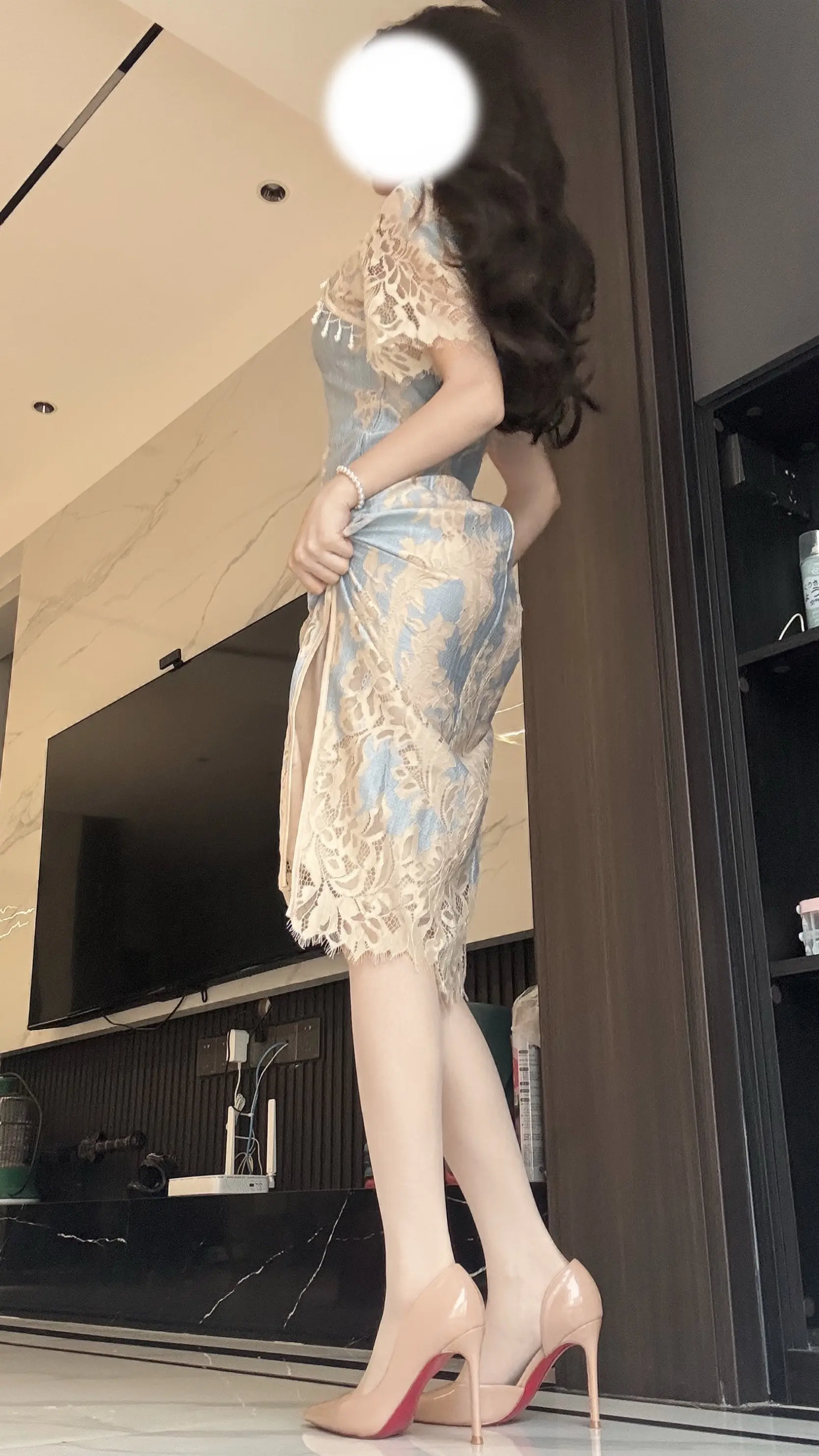 对饮语欢，独酌心安