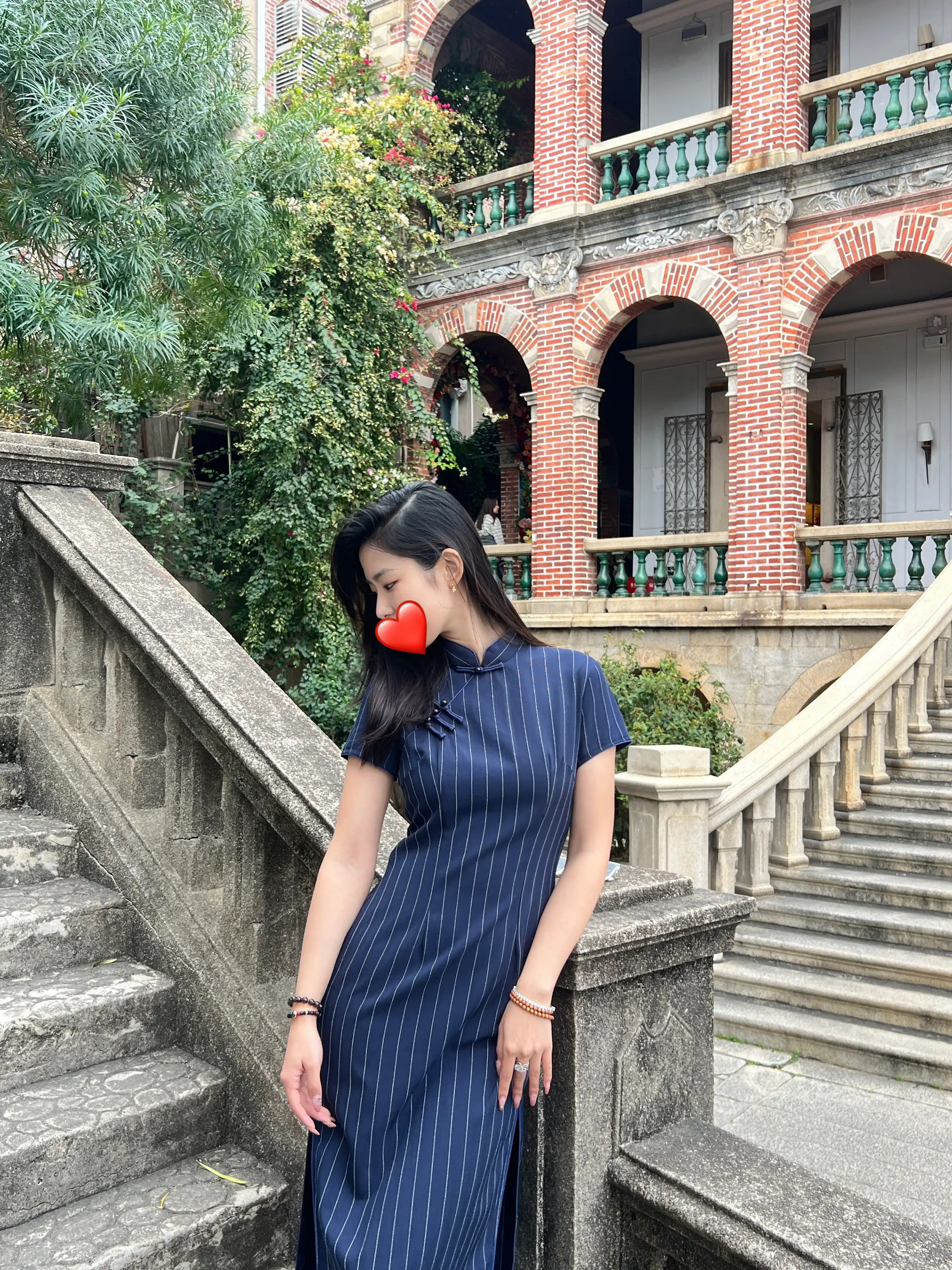 永远敬佩自己 即莽撞傲气 心软重情义。也走了很多弯路 但我从不后悔 因...