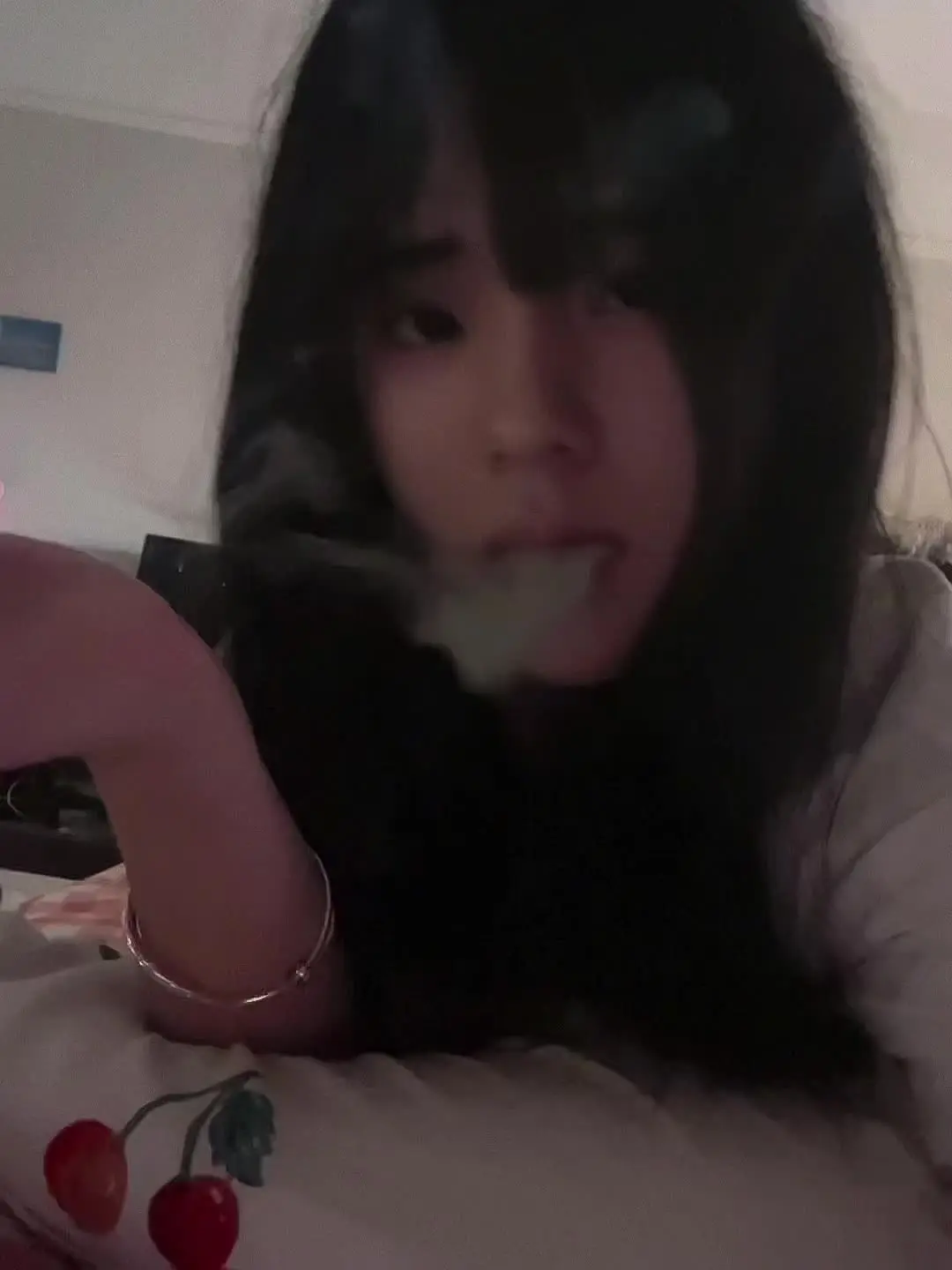 抱歉 一生的筹码太重 如果遇到的每一个人都需要付出我的时间 我的睡眠 ...