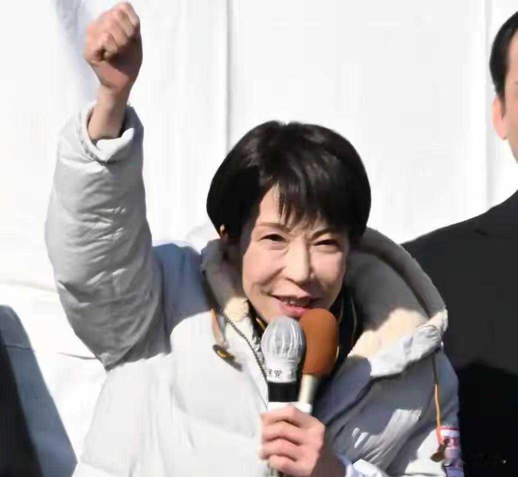 从高市再度当选日本首相来看，中日关系走向堪忧，不仅难以回到从前，而且会进一步恶化