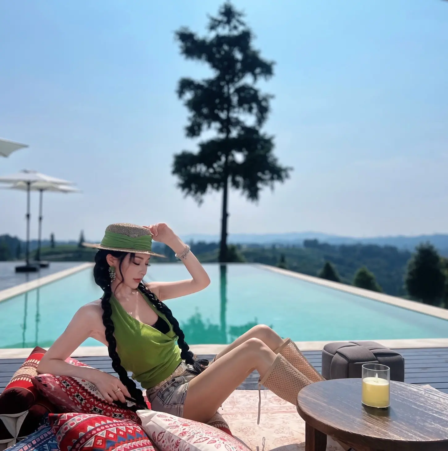 炎炎烈日🌞奔赴一场茶山之约，千年茶文化遇见现代高铁——打卡雅安千里江山图