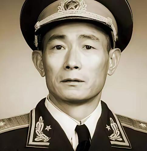 1937年，秋意寒，386旅旅长陈赓，把查玉升叫到自己的窑洞里，一句废话都没有：