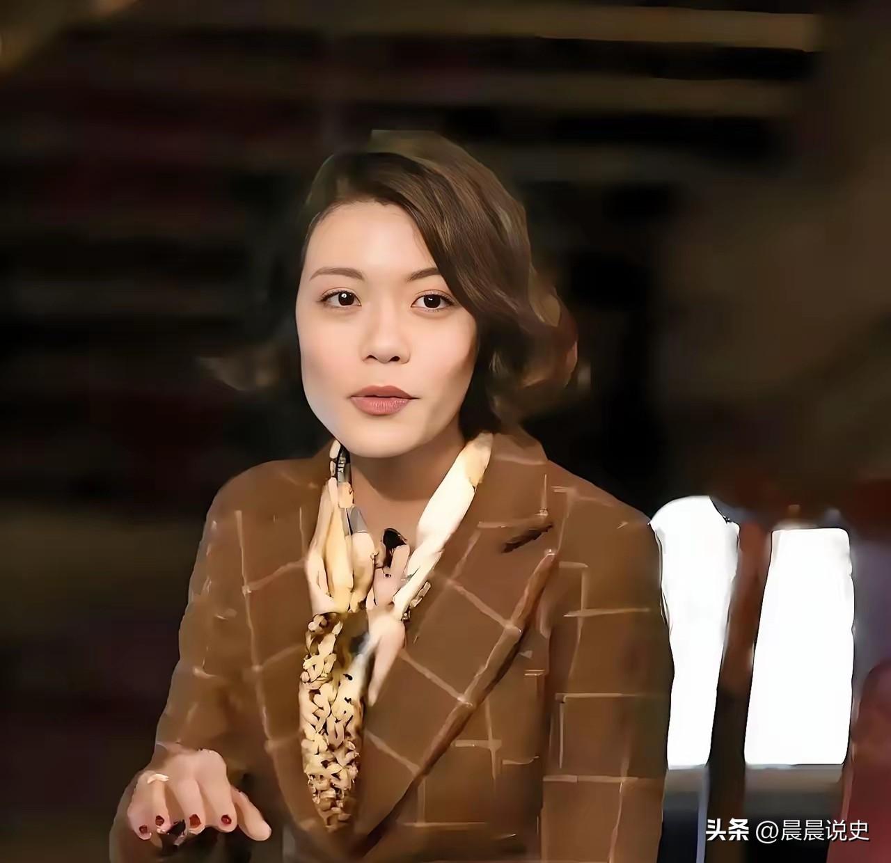 复旦大学陈果教授说：“人老了，千万不要享清福，只要你身体没有大毛病，你必须每天都