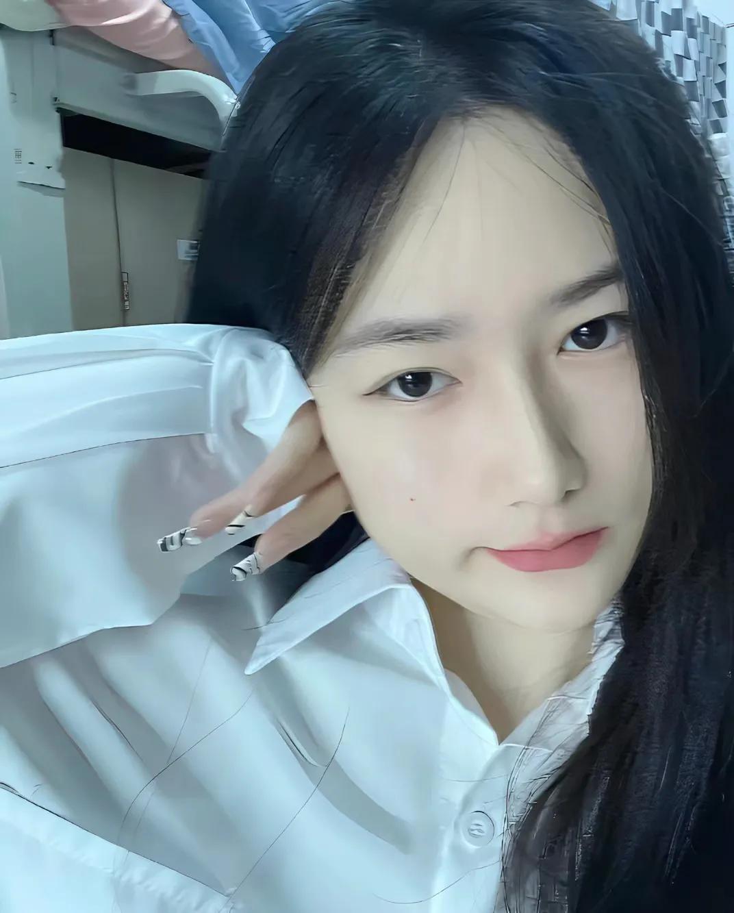南京找工作也那么难吗？
朋友在南京找工作，一直没有找到合适的，
她感觉在南京找工
