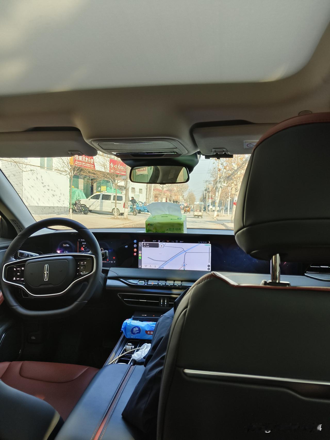 晒图笔记大赛 车生活 车内一瞥，科技感十足！🚗💻