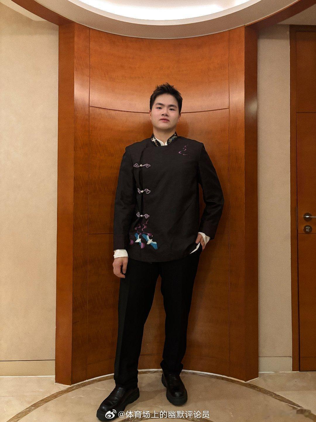 今晚是属于羽球人的欢聚时刻！继续向前，感恩每一份支持！ （） 