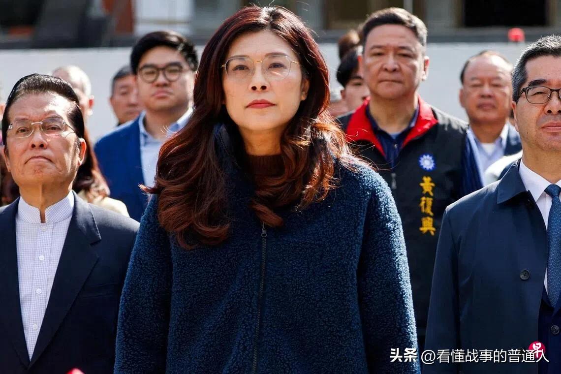 实话说真正让刮目相看的，是郑丽文大陆行前被民进党极力抹黑，却又对赖清德喊话要见一