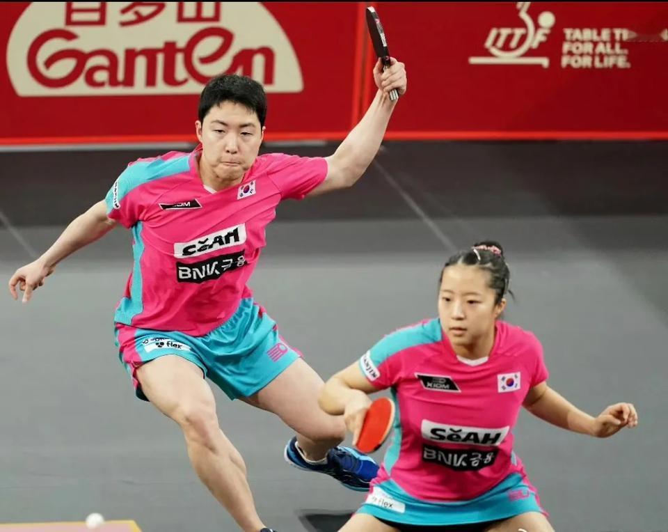 林钟勋/申裕斌3-2战胜林昀儒/郑怡静晋级四强丨多哈世乒赛
多哈世乒赛 混双1/