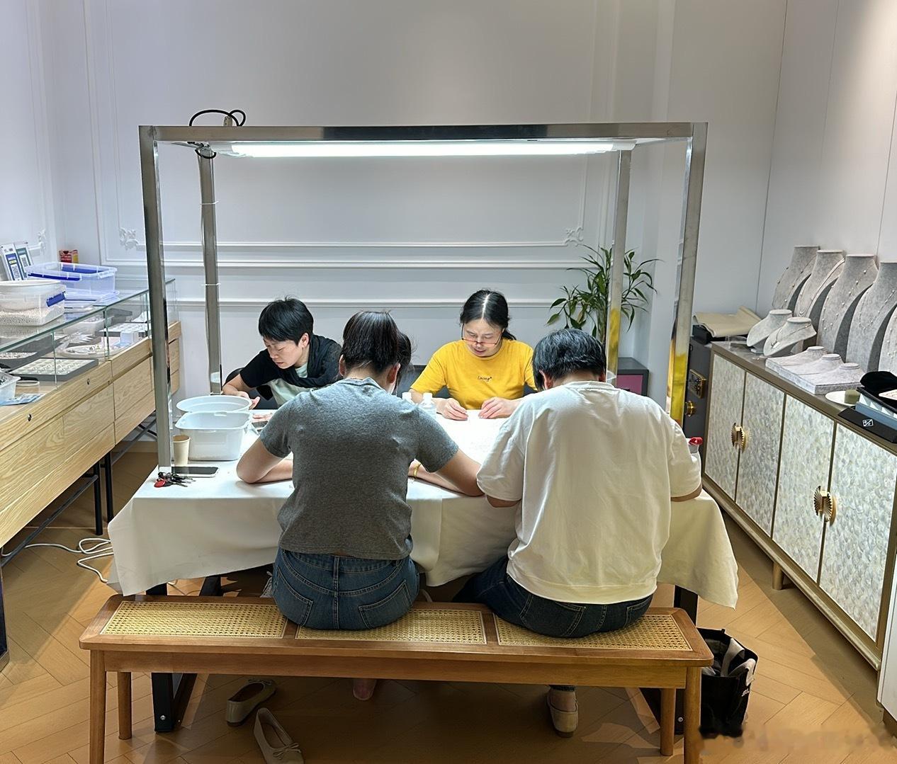微博珠宝家粥粥聊珠宝珠宝 珍珠如土金如铁！满屏珠光！！珠宝人的日常