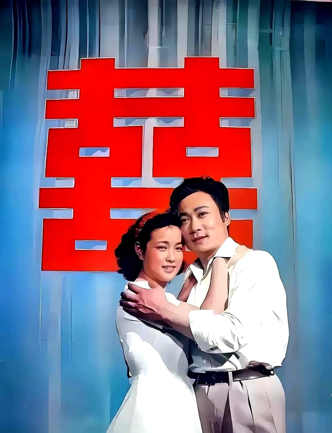 “70岁还搭小20岁男主，刘晓庆图啥？”昨晚《折腰》预告一出，弹幕炸锅。网友@阿