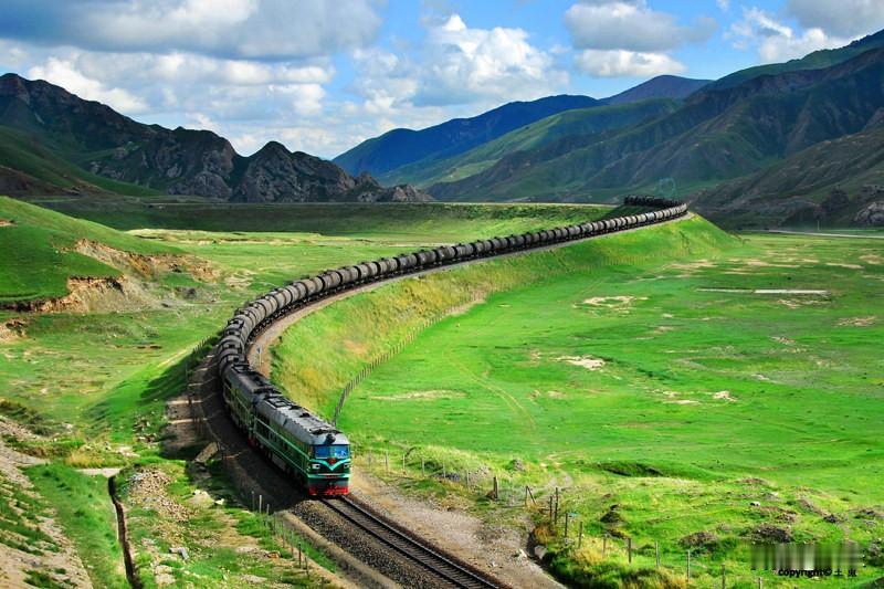 致敬传奇天路！青藏铁路通车20周年，专属文旅盛宴重磅开启
 
2026年7月1日