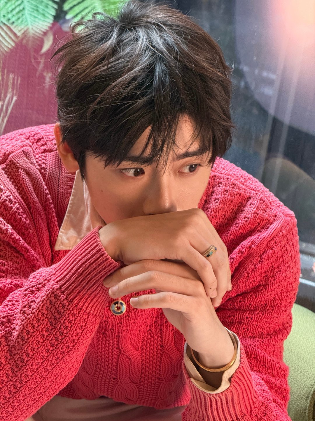 李卿 lq李卿 青春的定义是朝阳日落，是少年走向阳光脚印”  "𝓣𝓱𝓮 ?