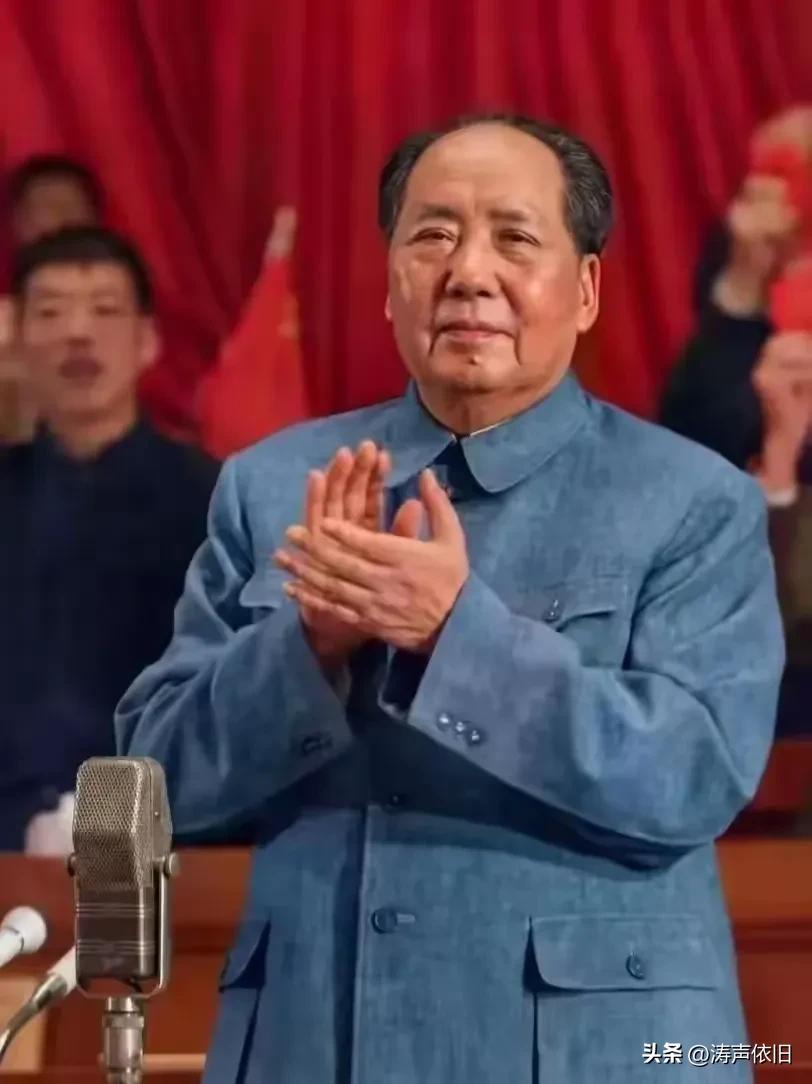 《七律·纪念毛主席逝世五十周年》

五十春秋念伟贤，
英名万古照尘寰。
挥戈扫尽