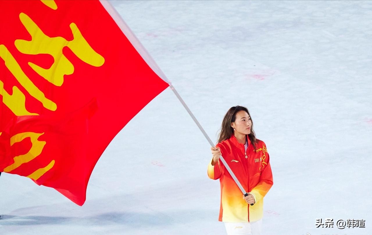 尽管目前没有官方消息，但湖北代表团旗手郑钦文应该不会出战今年全运会的网球比赛，王