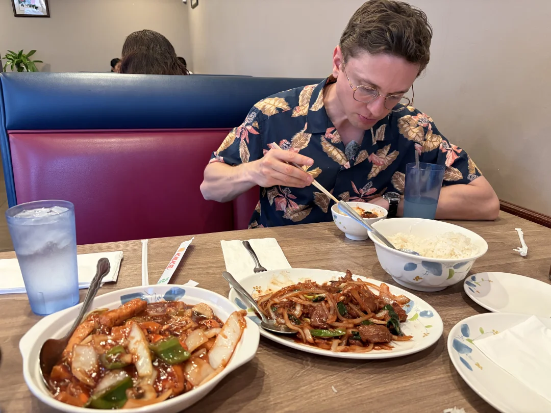 美国餐厅的家常豆腐和葱爆牛肉