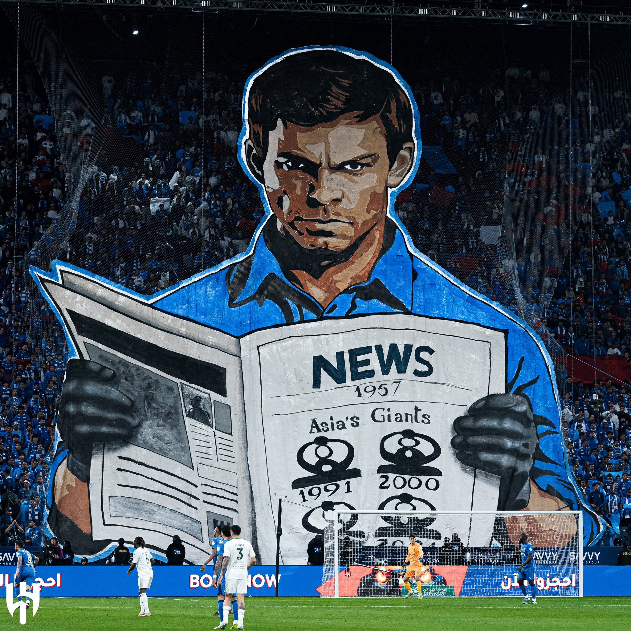 本泽马改换门庭后，首秀就代表利雅得希拉尔上演帽子戏法。目前利雅得希拉尔积50分排