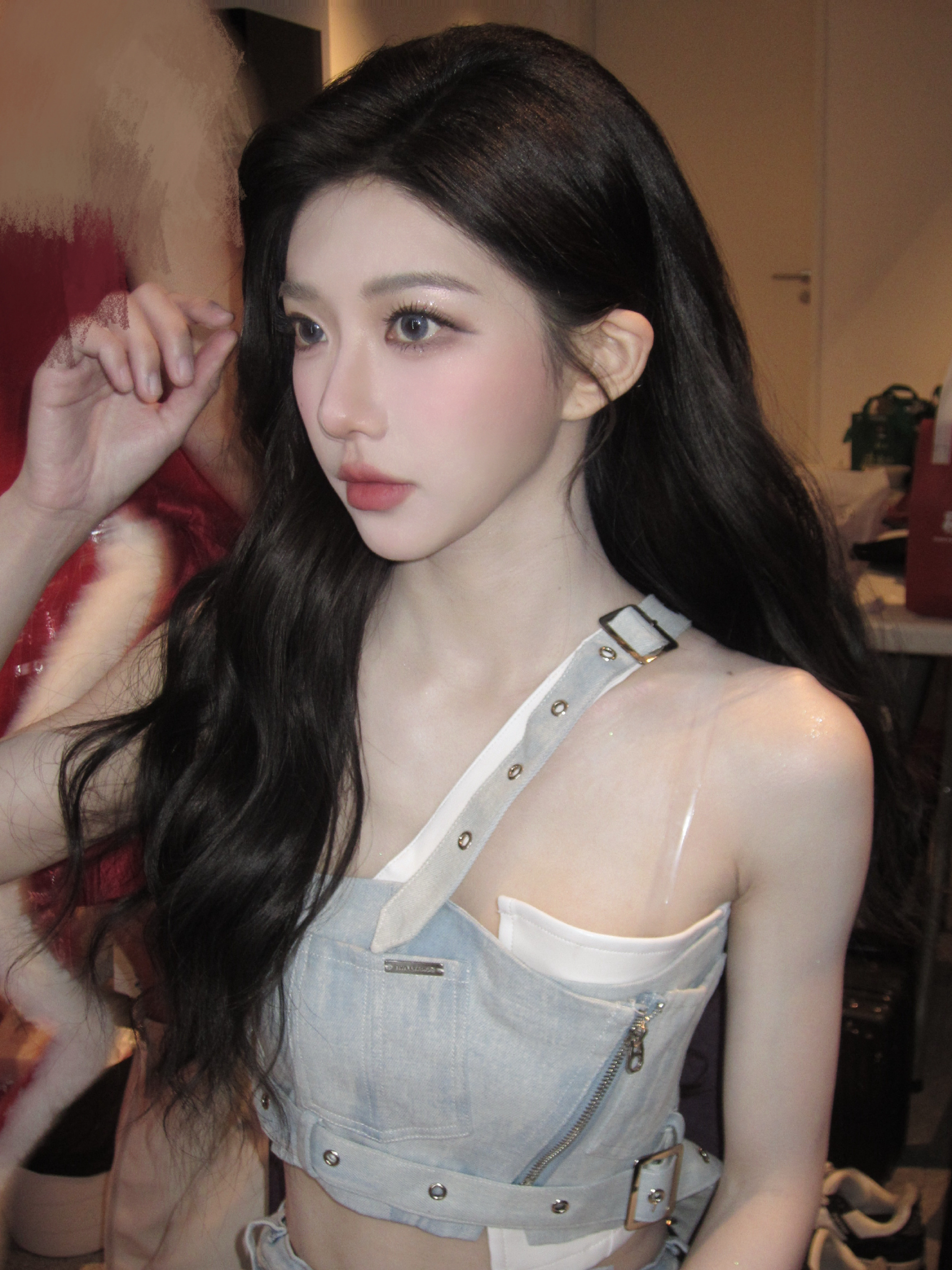 沈梦瑶逆时针派对plog沈梦瑶最新营业🈶怼脸五官好精致立体腰精美人本人身材比例