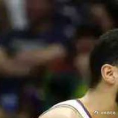北京时间12月28日，NBA常规赛太阳客场对阵鹈鹕，双方连续两天展开背靠背对决。