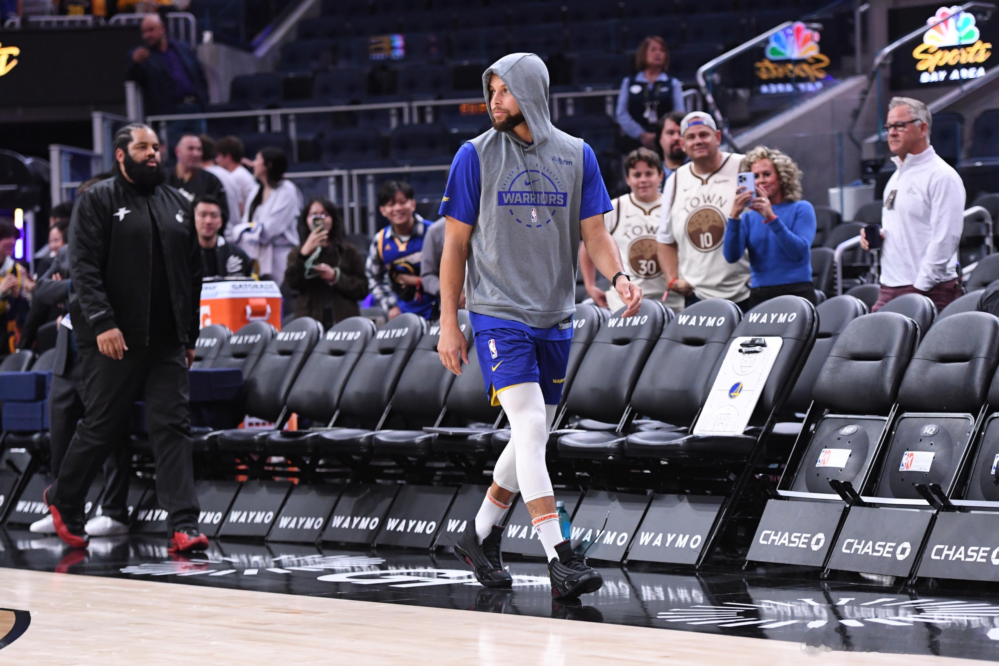 库里又穿新球鞋热身了：“最后一投”Air Jordan 14s球鞋！