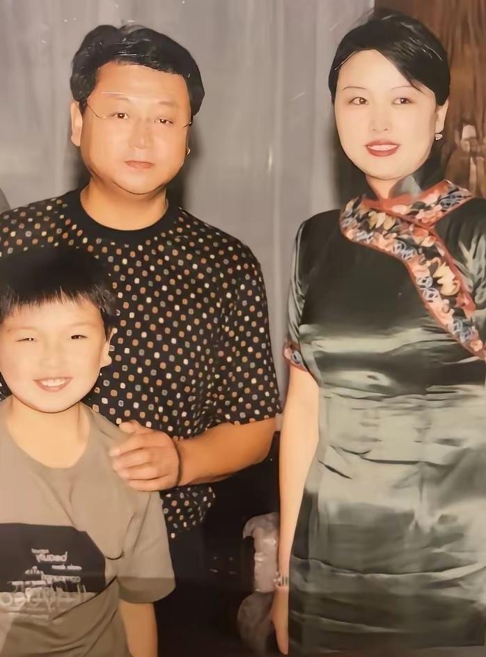 范伟，一个很有才气的演员，还是一个好男人！
       范伟的妻子是一个儿童医