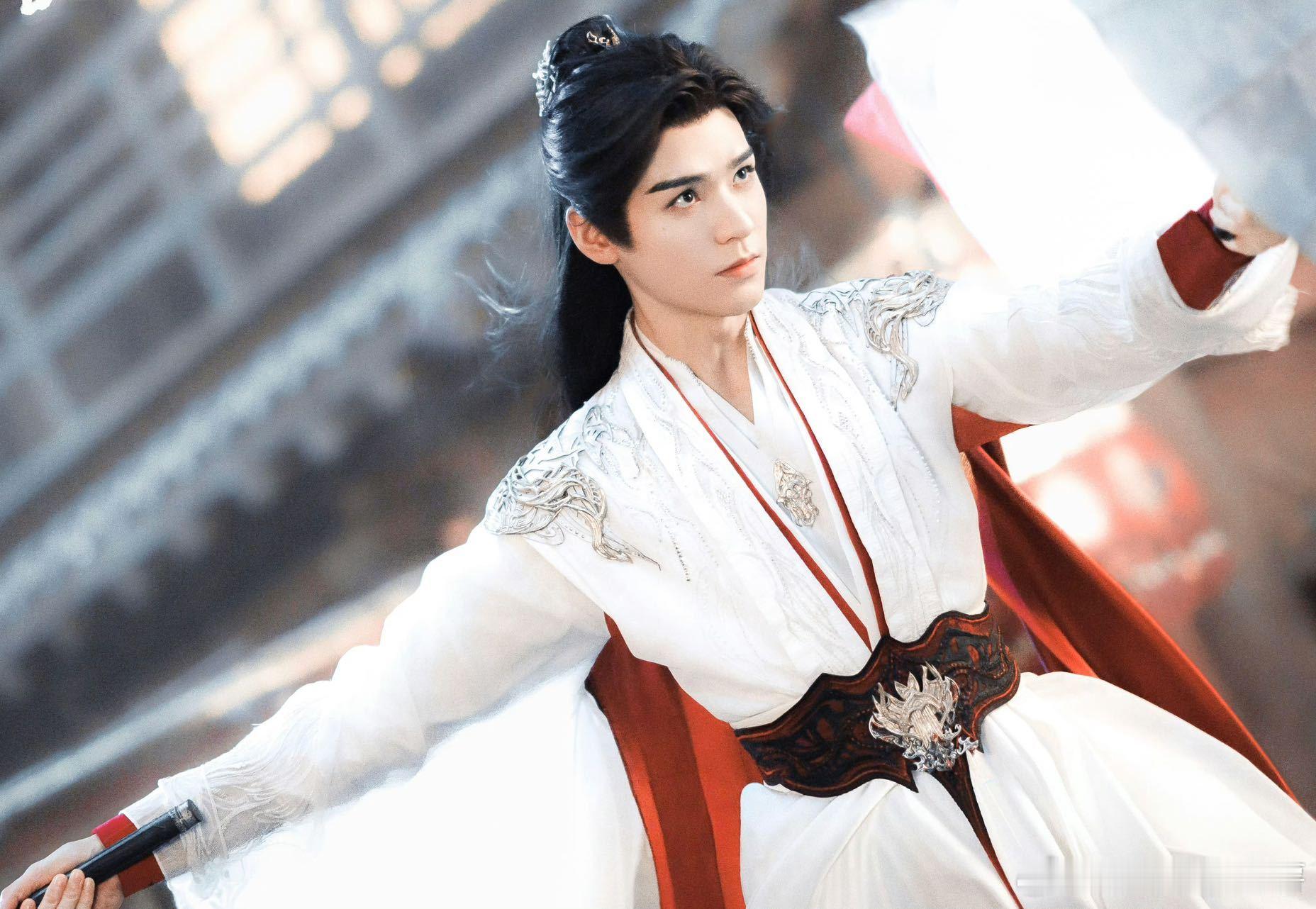 龚俊实力反哺原著第一人龚俊往那一站就是权威暗河传打戏直接封神，打戏动作动作看着干