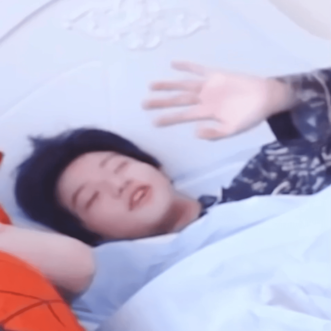 早安全世界，我和我孩子昨晚睡得都很好 ​​​