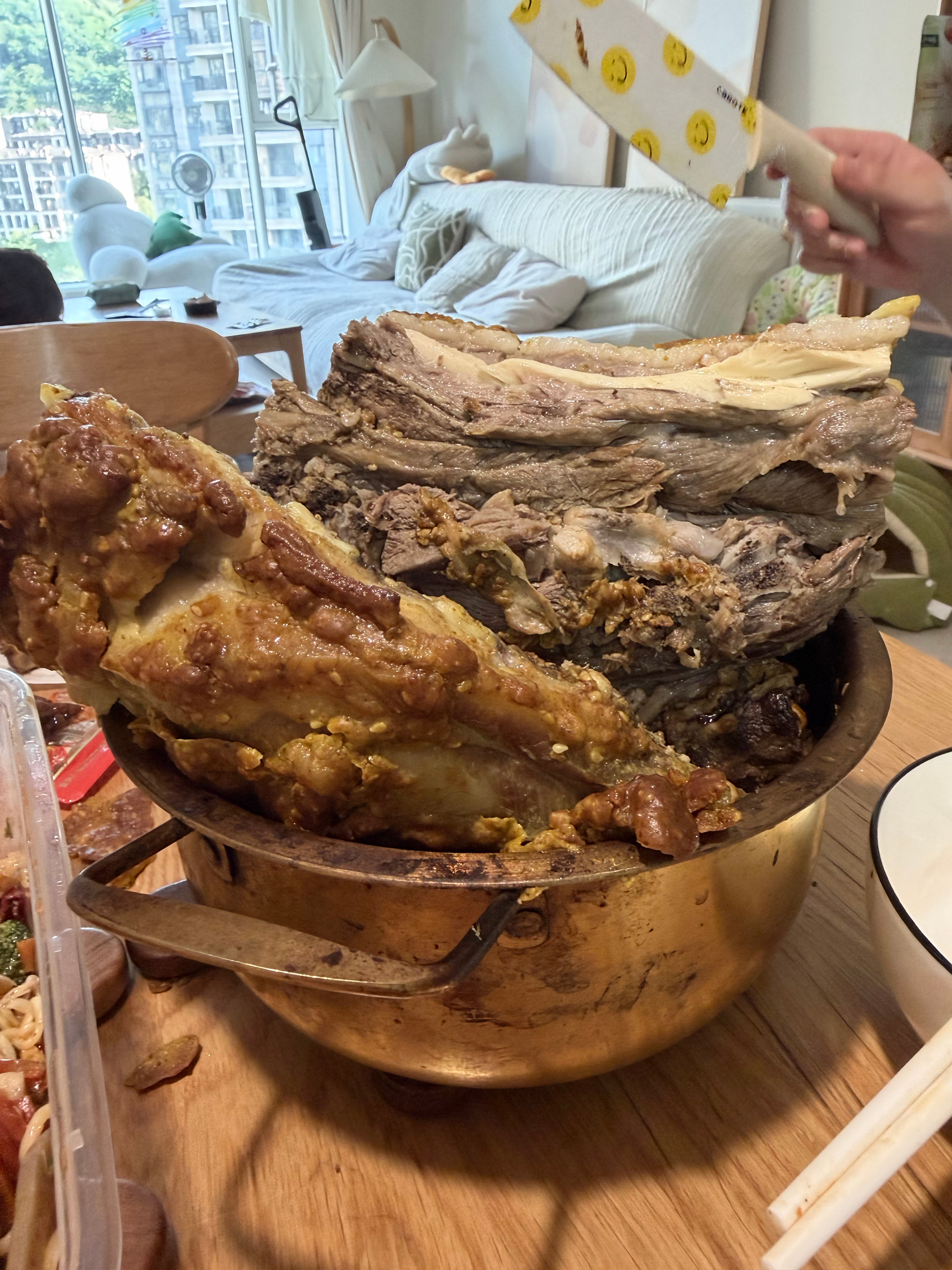 回重庆 开车去 喝酒吃肉！这才是假期～我的日常plog 重庆·香港置地衿湖翠林
