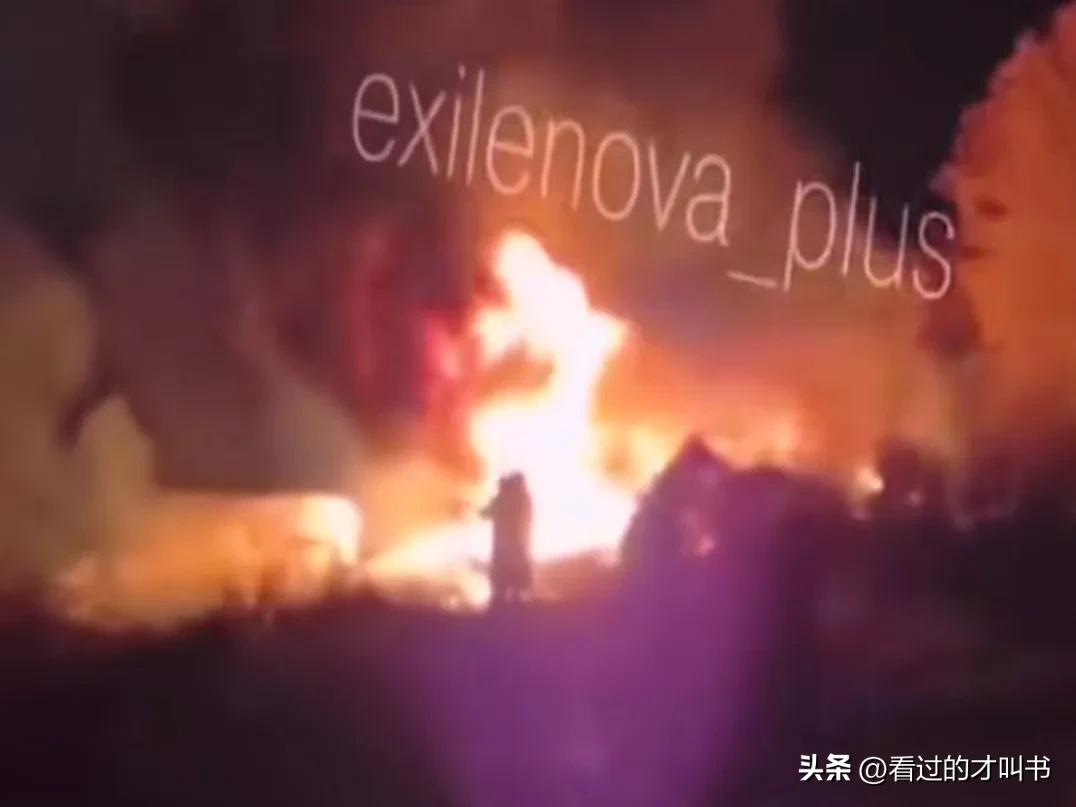 行善之家有余庆。
6名机组人员均为资深战略轰炸机飞行员。
他们身上沾满了人民的鲜