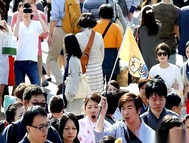 关于在海外华人在面临极端冲突时的去留问题，最近网络上有一份推演分析，直接戳破了很