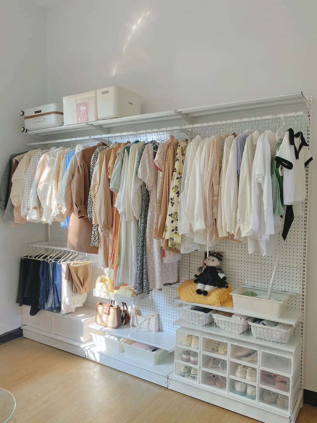 卧室改造家居清单🧾分享｜租房姐妹看这里🌟 . 把农村房改造成了自己...