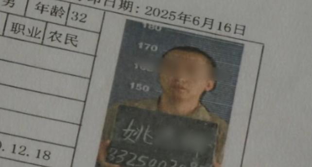 执迷不悟!上海，一男子在彩票停售前20多分钟匆忙来到彩票店，一口气购买了4600