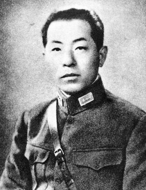 1990年，年近90岁的张学良在接受日本NHK电视台记者采访时承认自己当年（19