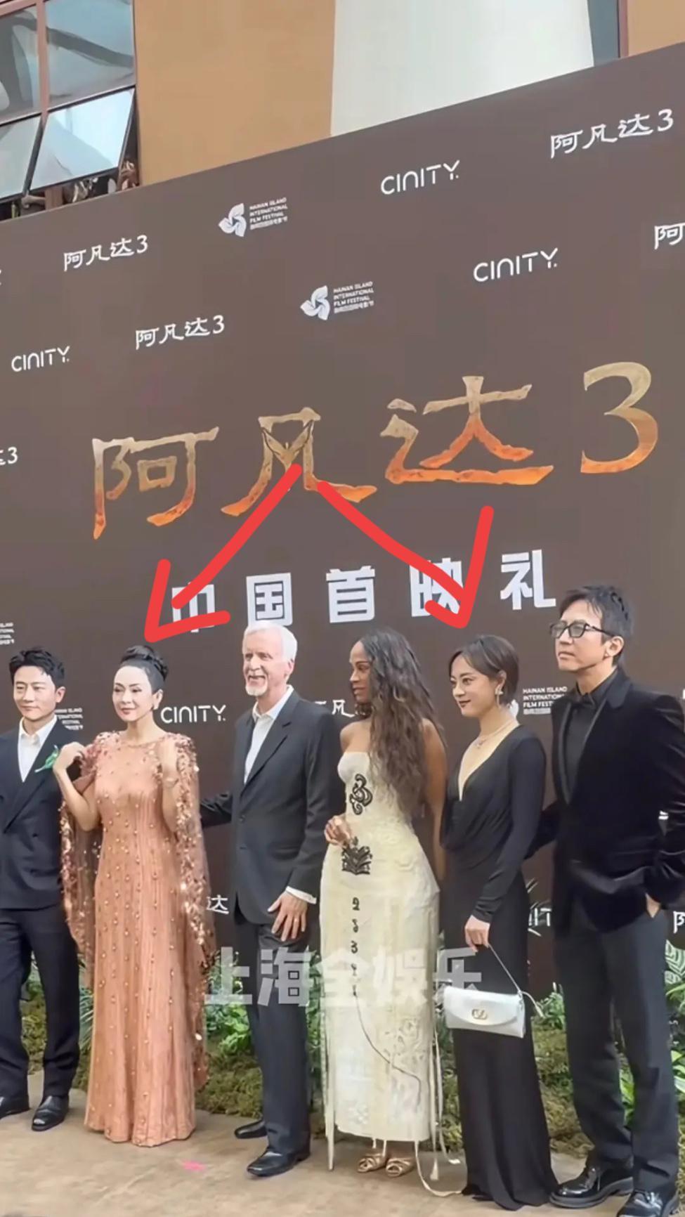 章子怡孙俪，
听我一句劝，
先别纠结红毯造型了，赶紧看看发型适不适合自己吧。
