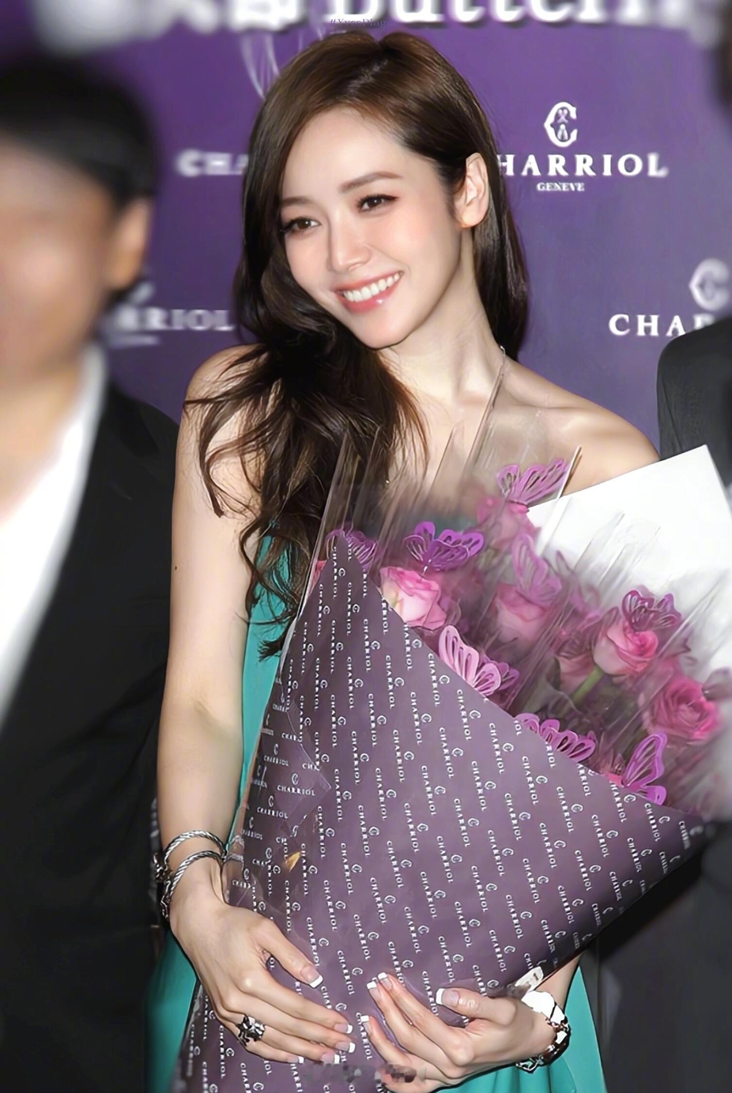 侯佩岑早期好明媚啊