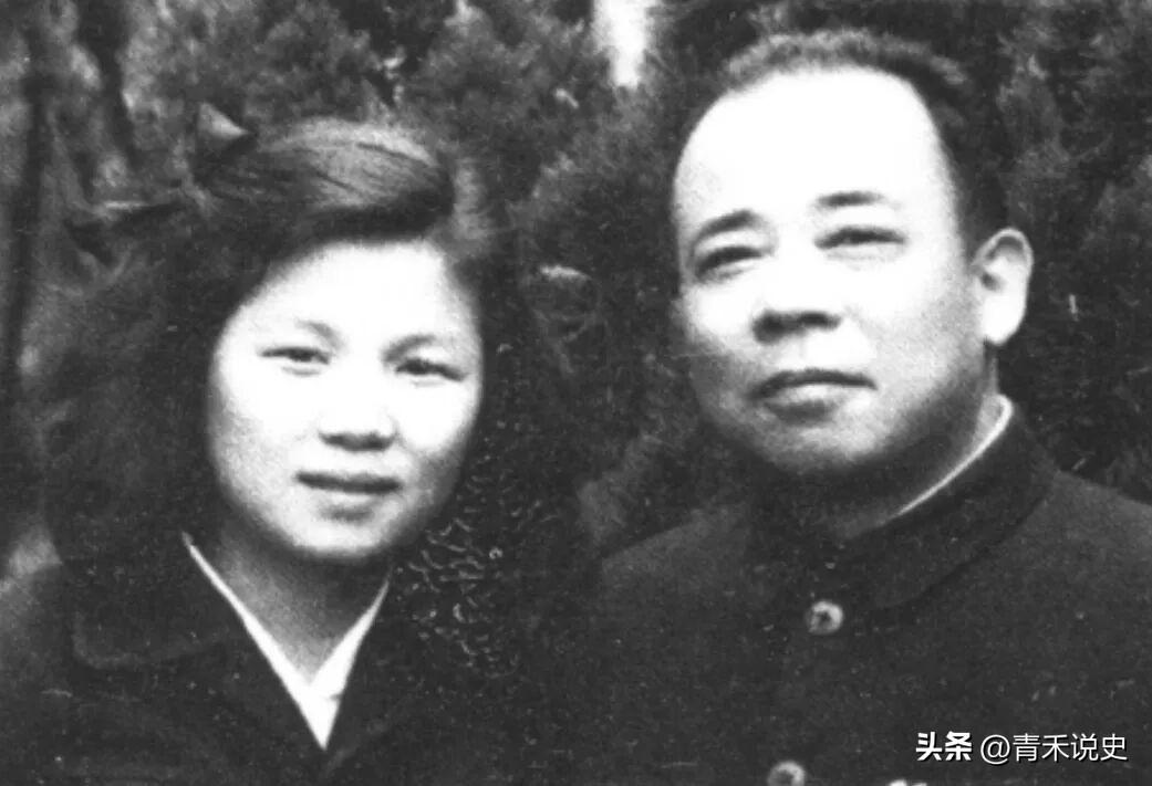这是杨尚奎和妻子水静的合影留念照，杨尚奎听过他名字的人或许并不多，不过他却是一位