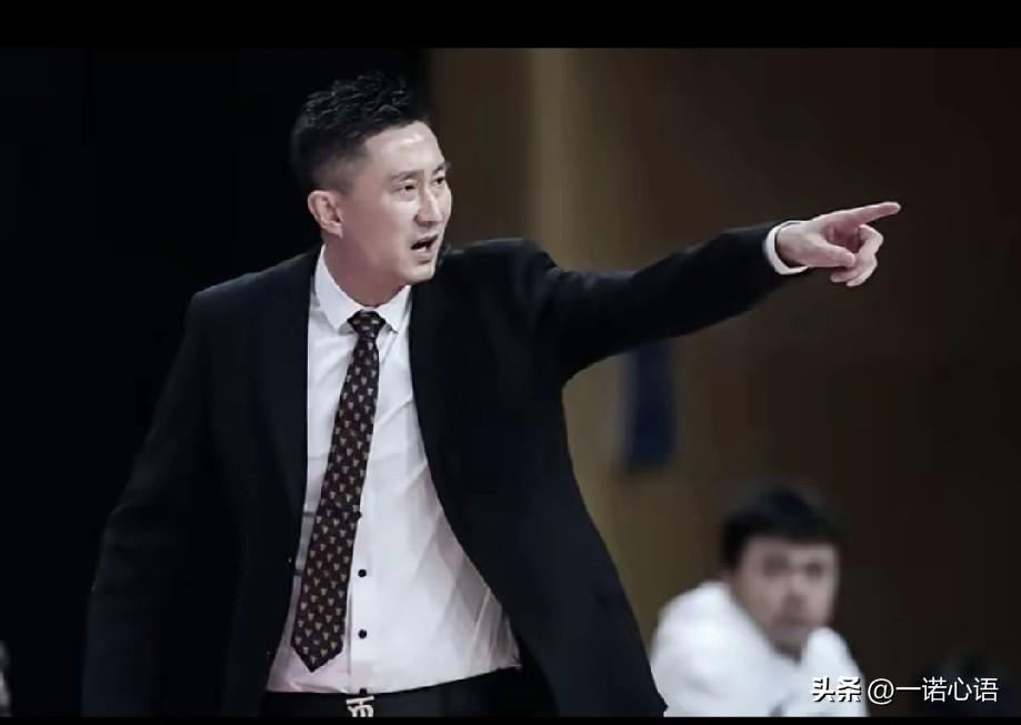 广东队收拾辽宁队的劲头儿哪去了？
居然被上海打成了这个德行，真是让人匪夷所思！