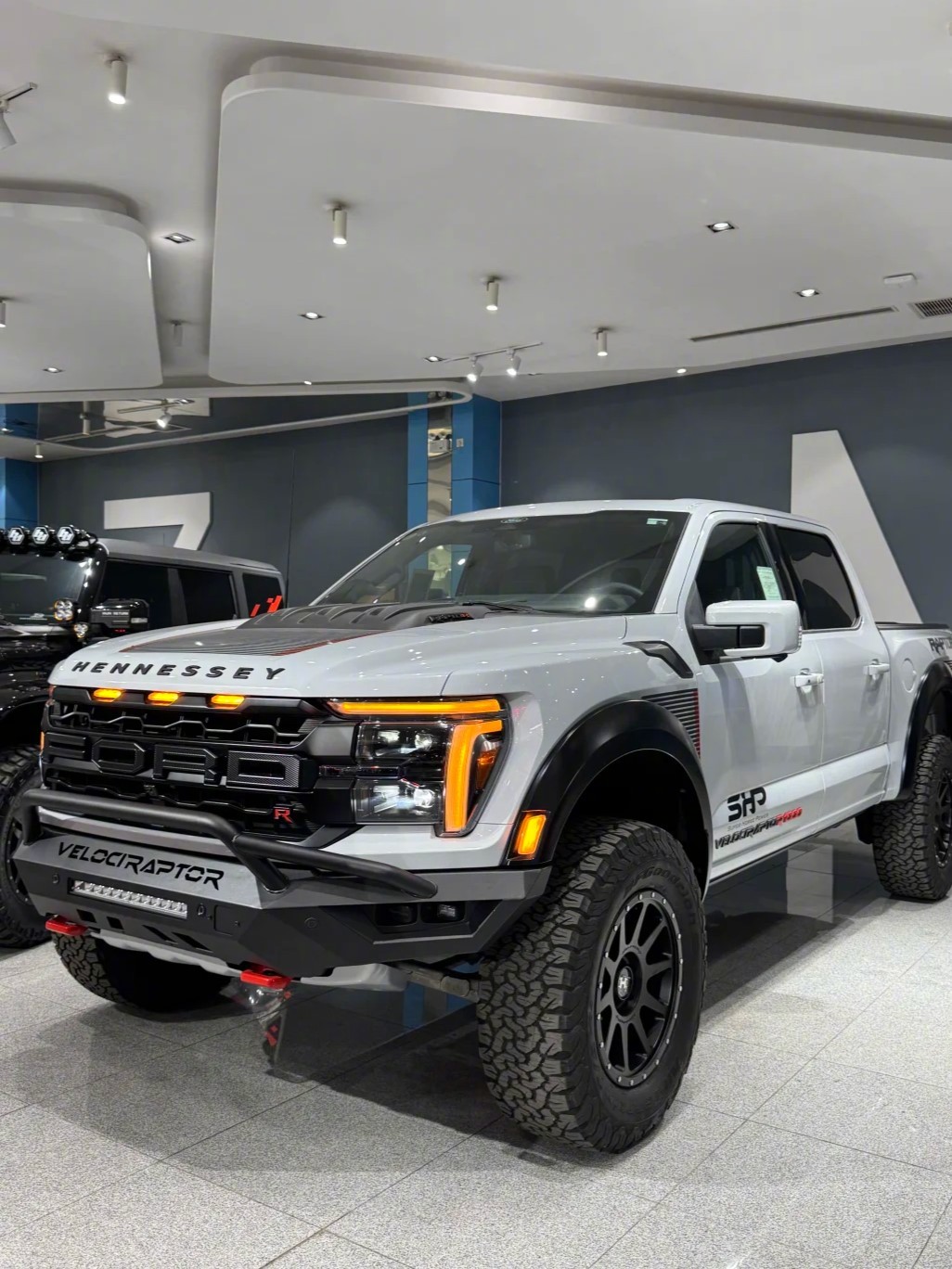 福特F150 5.2T 猛禽R 轩尼诗迅猛龙1000，配置无须多言