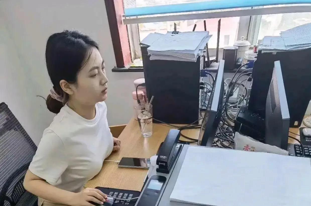 突出问题，咱放在桌面上解决，不藏着掖着[赞][赞]