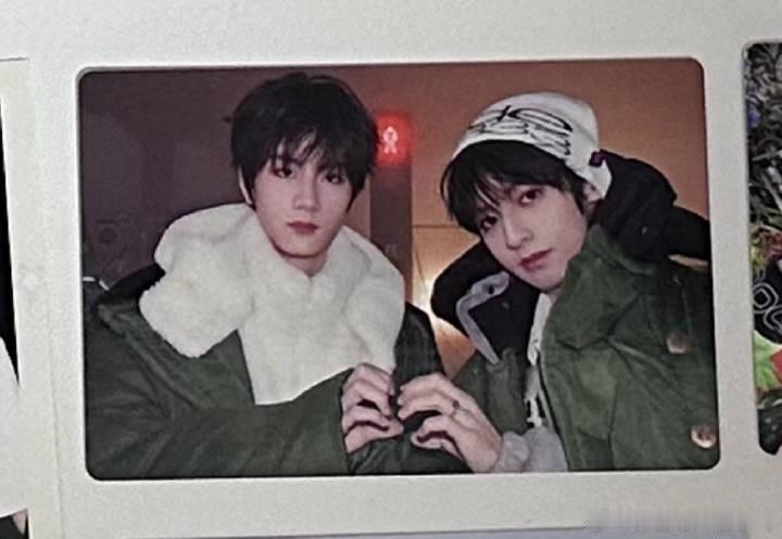 白团子这个造型没有单人卡吗…真的好萌好帅呀 