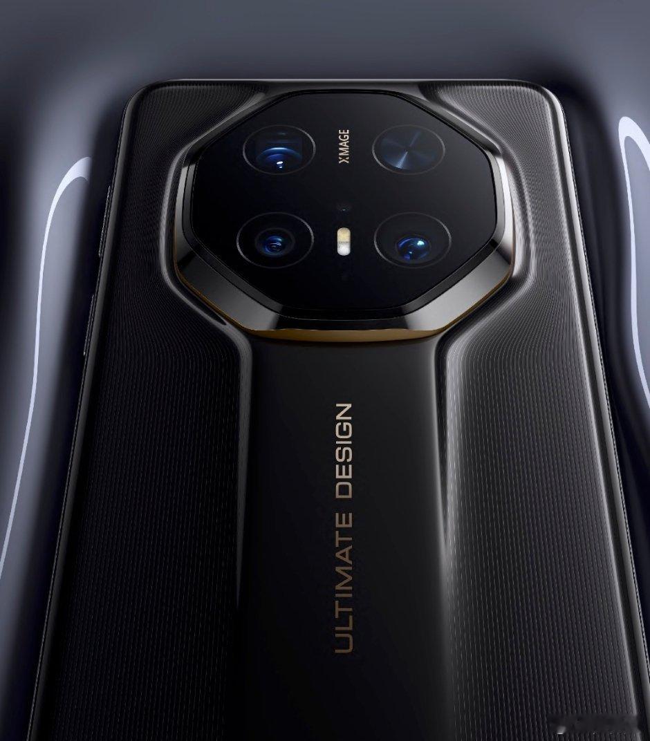 兄弟们，这届华为Mate70 RS非凡大师太尊了 