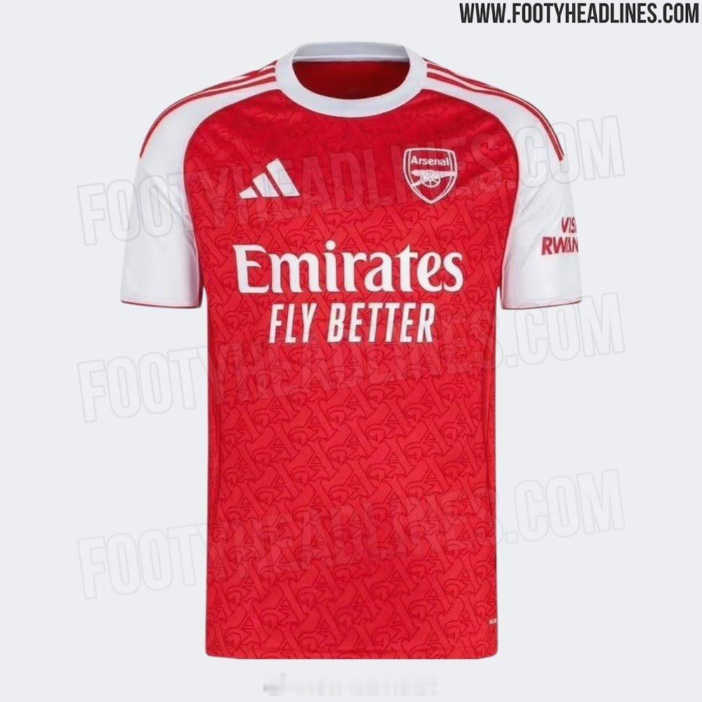 football.london透露，阿森纳踢纽卡预计穿新主场球衣，设计回归传统红