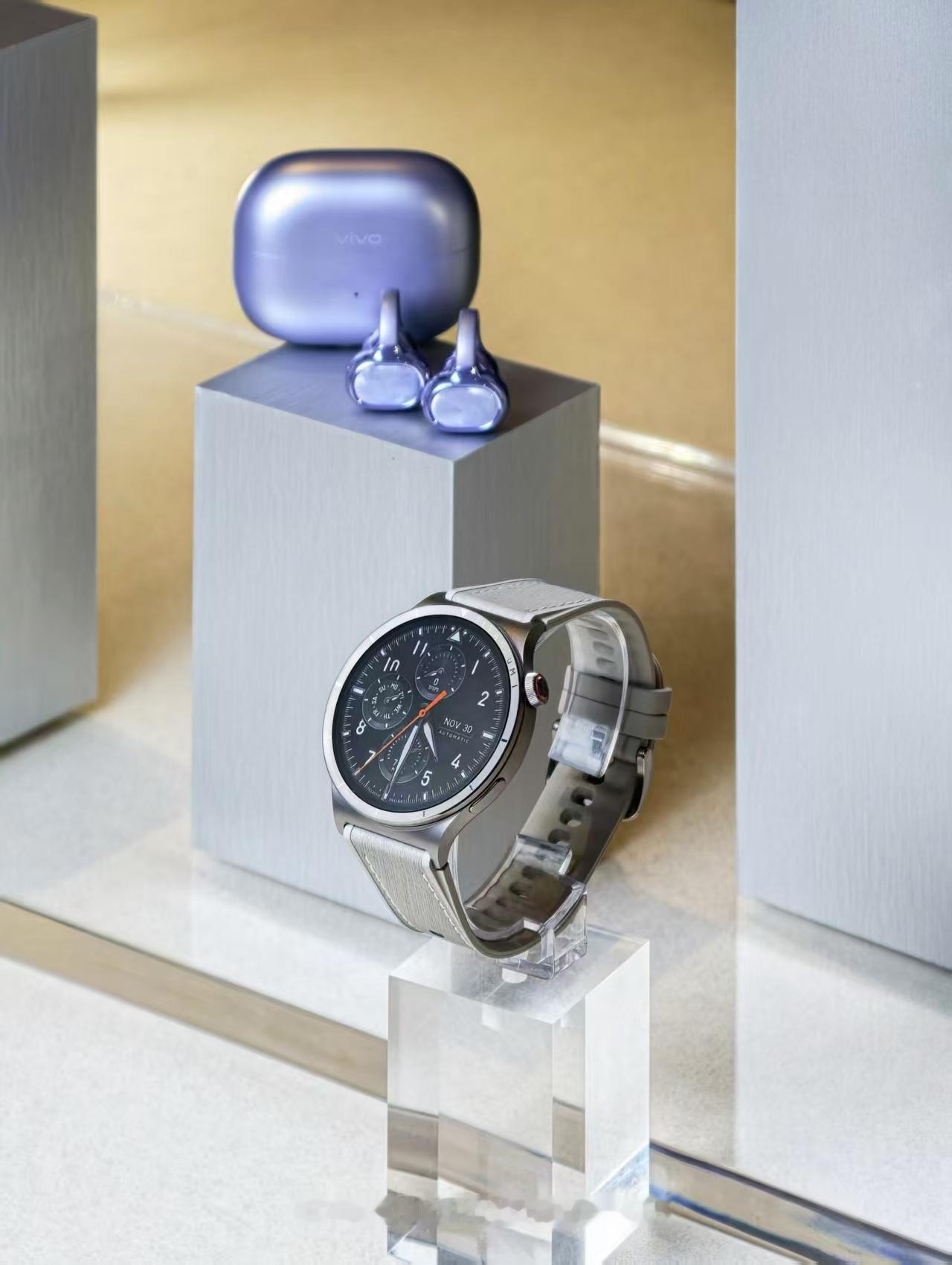 今天晚上蓝厂要发的新品: vivo X500 系列、vivo WATCH 6、v