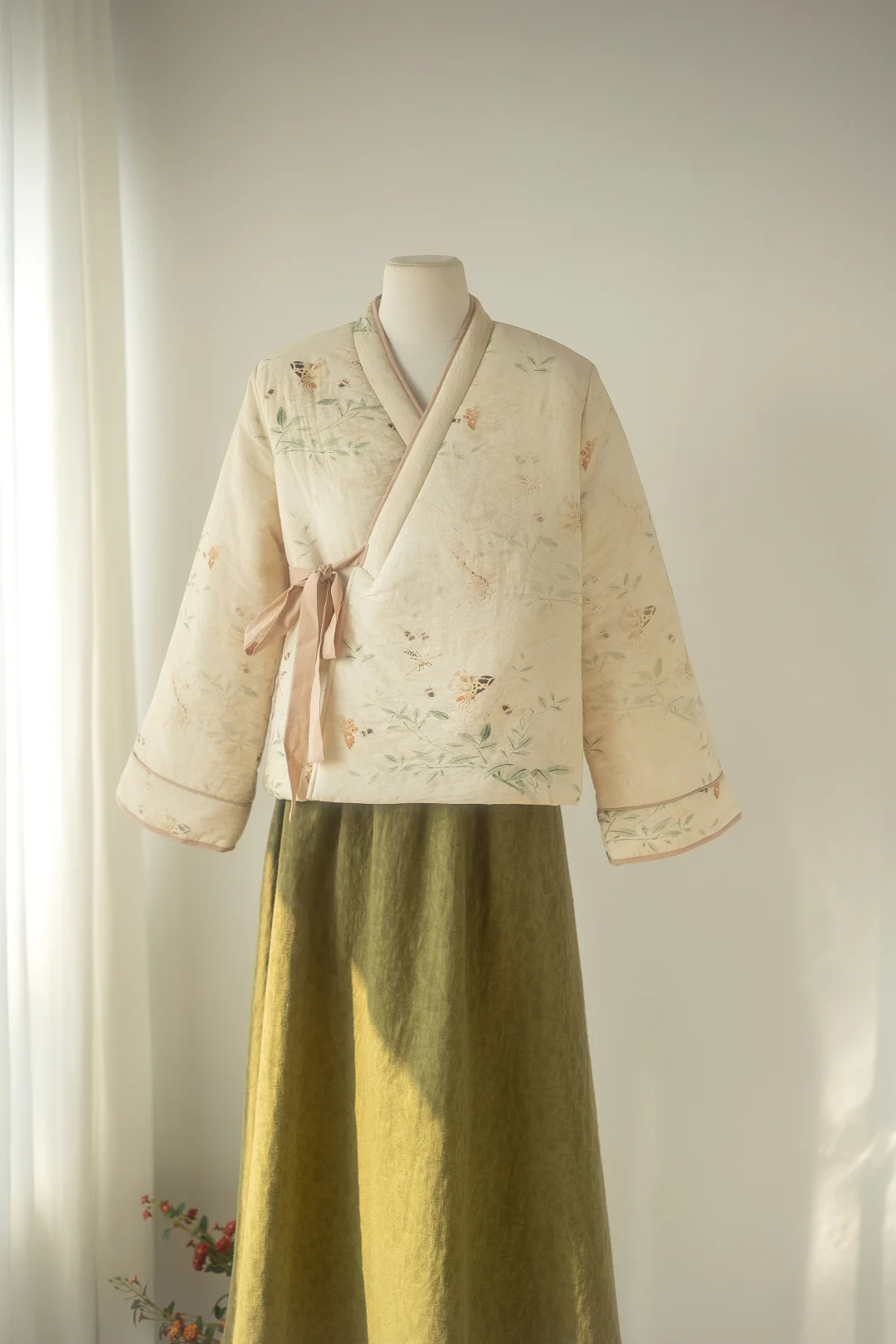 国风交领棉服｜蝶恋花