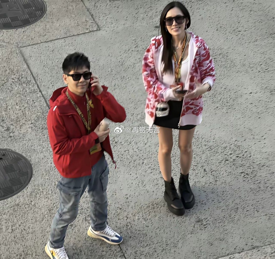 都说林志颖是不老男神，你看他老婆也没老啊，还跟少女似的。 